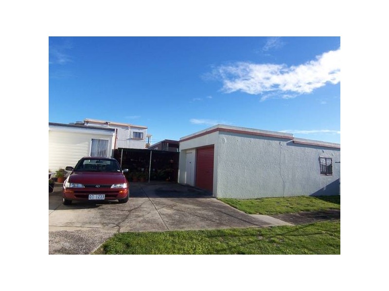 7 George Street, Somerset TAS 7322