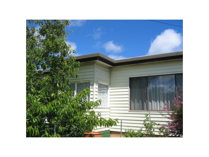 17 Athol Street, Somerset TAS 7322