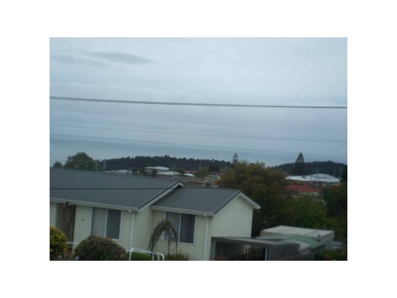 4 Winter Avenue, Burnie TAS 7320