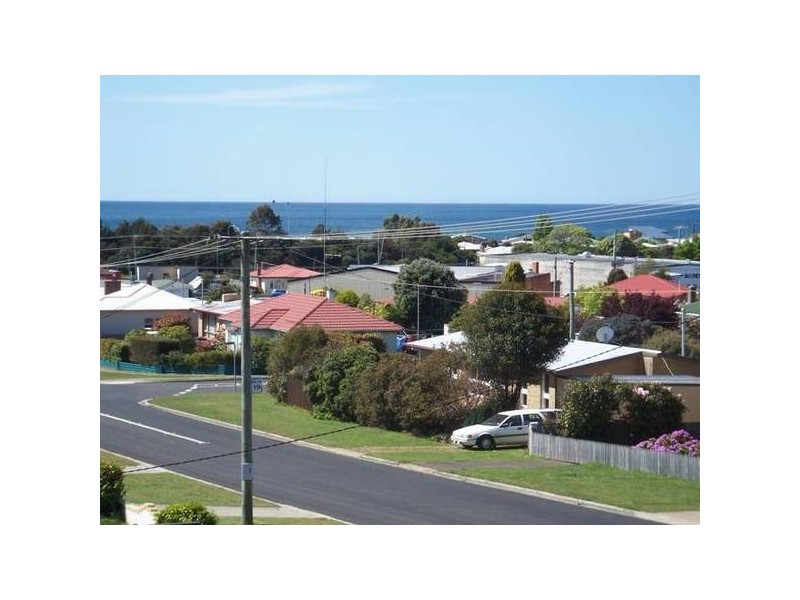 23 George Street, Somerset TAS 7322