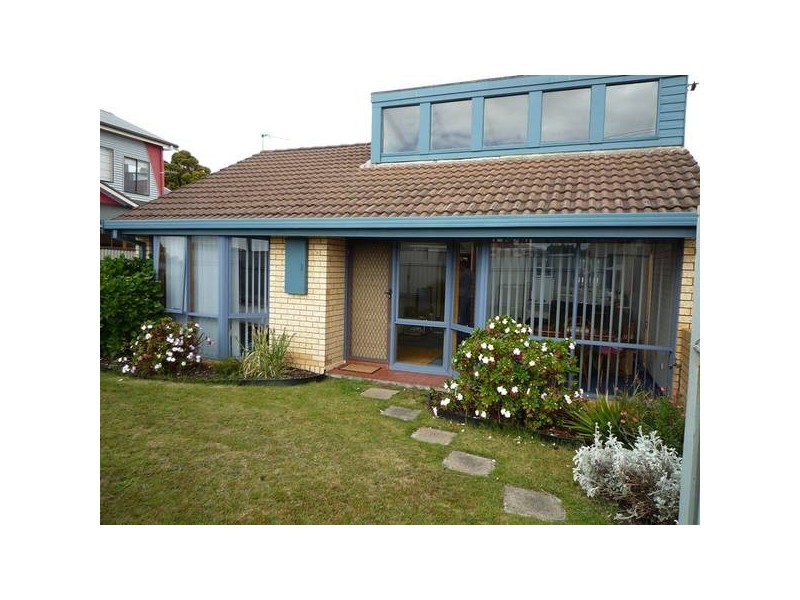 1/5 Falmouth Street, Somerset TAS 7322