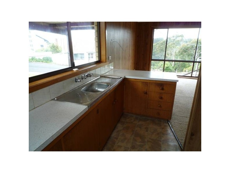 3/20a Federal Street, Burnie TAS 7320