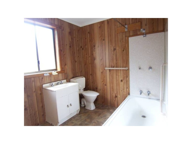 3/20a Federal Street, Burnie TAS 7320