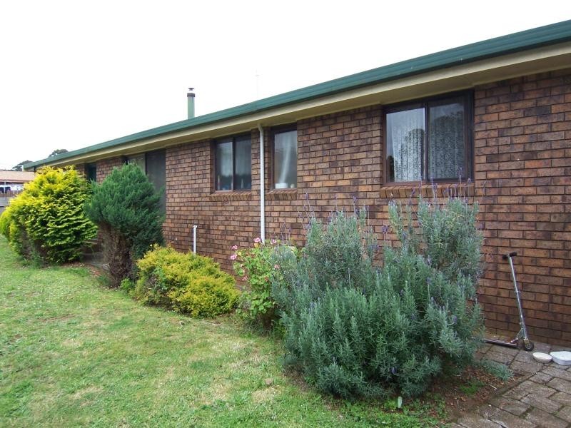 19 Ramsden Street, Somerset TAS 7322
