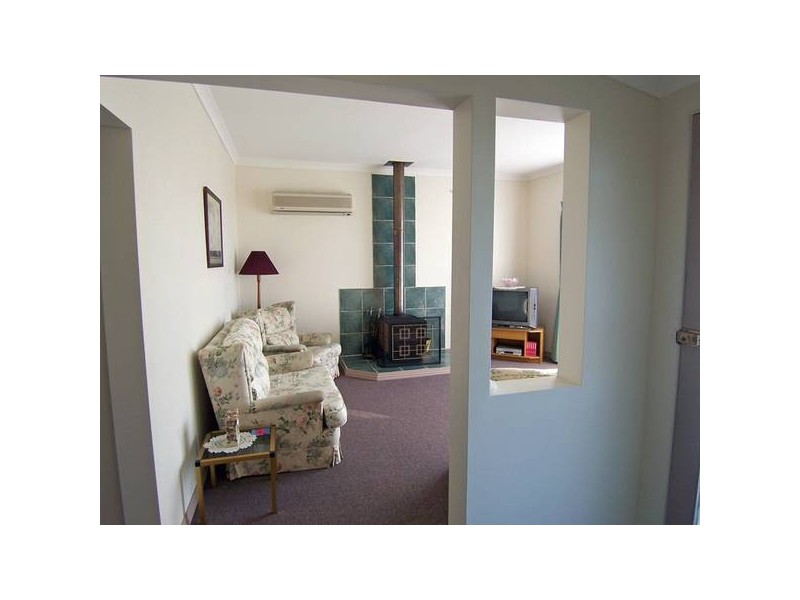 24 Pelissier Street, Somerset TAS 7322