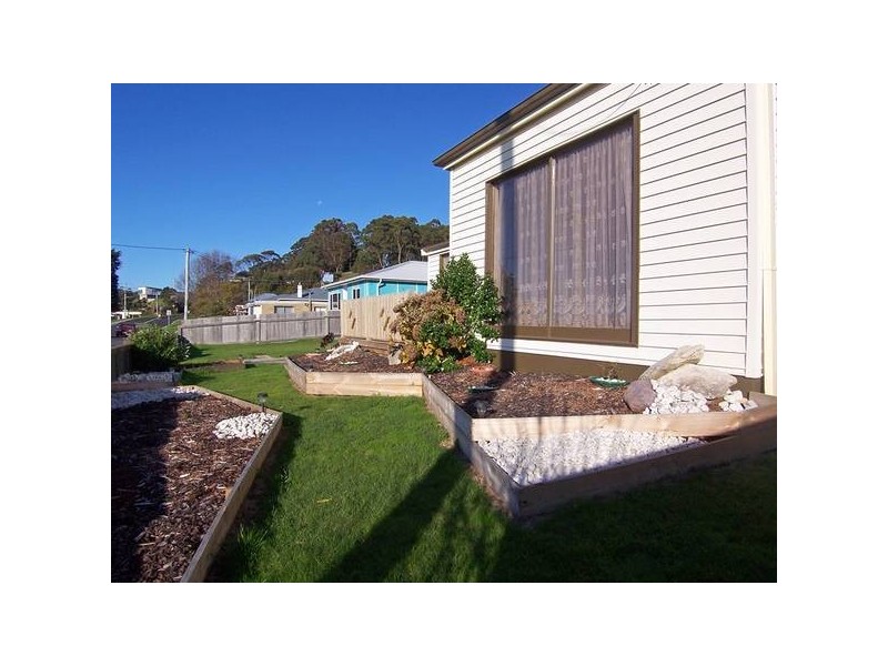 24 Pelissier Street, Somerset TAS 7322