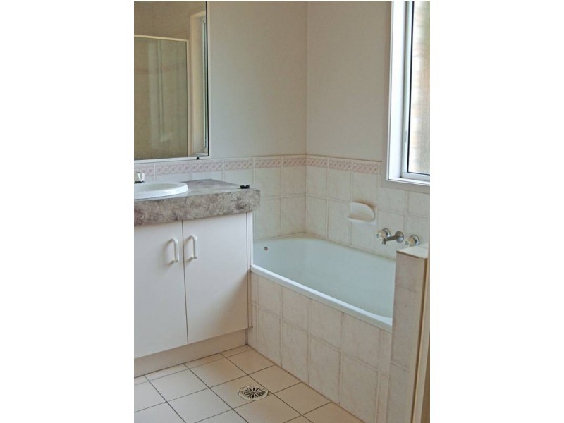 1/3 Carstens Court, Currumbin Waters QLD 4223