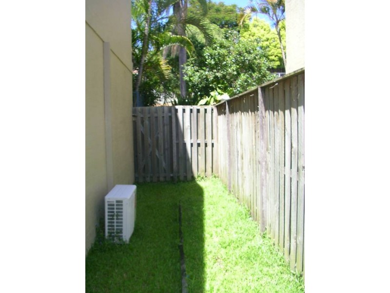 6/9 Maranta Street, Elanora QLD 4221