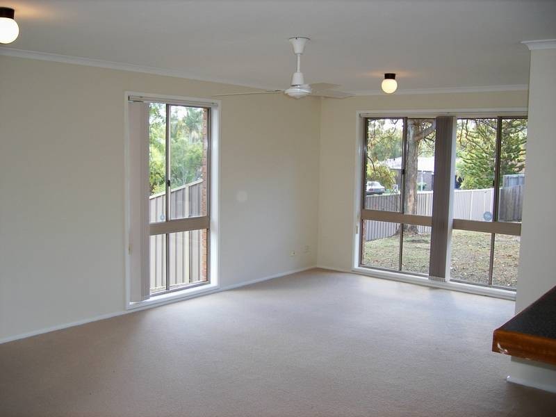 2 Robinson Place, Currumbin Waters QLD 4223