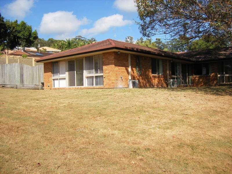 2 Robinson Place, Currumbin Waters QLD 4223