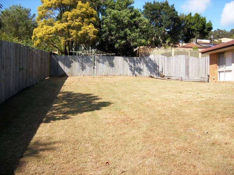 2 Robinson Place, Currumbin Waters QLD 4223