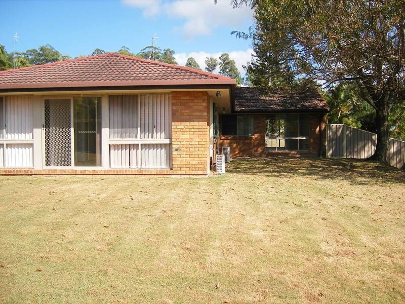 2 Robinson Place, Currumbin Waters QLD 4223