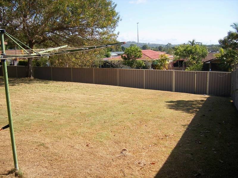 2 Robinson Place, Currumbin Waters QLD 4223