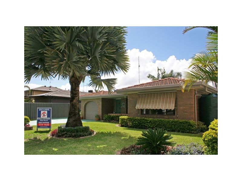 14 Satinwood Place, Palm Beach QLD 4221
