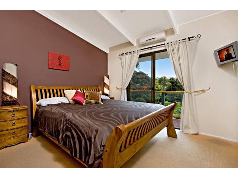 40 Hoffschildt Drive, Currumbin Waters QLD 4223