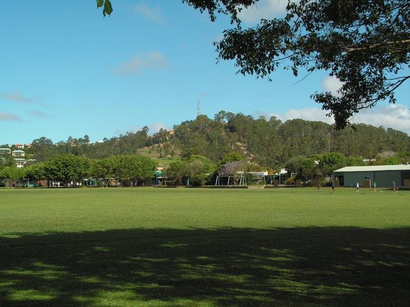 14 Cosmos Court, Elanora QLD 4221