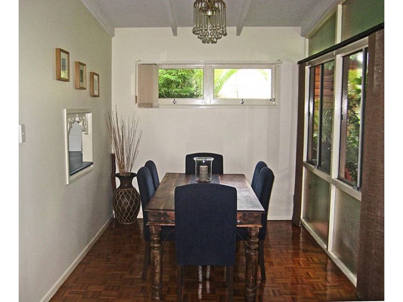 7 Waikiki Avenue, Palm Beach QLD 4221