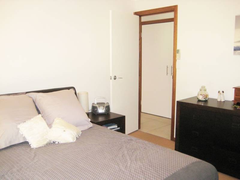 11 Sequioa Close, Elanora QLD 4221