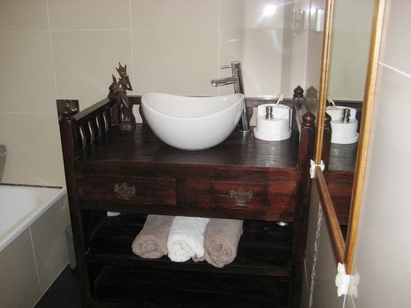 11 Sequioa Close, Elanora QLD 4221