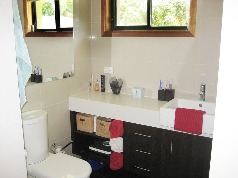 11 Sequioa Close, Elanora QLD 4221