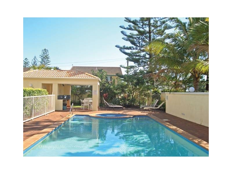 6/1198 Gold Coast Highway, Palm Beach QLD 4221