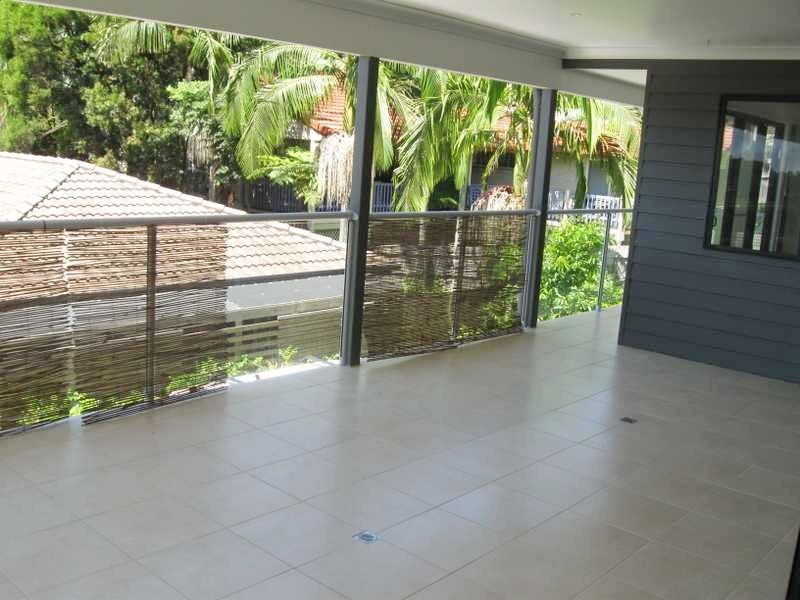 2/11 Sellin Place, Currumbin Waters QLD 4223