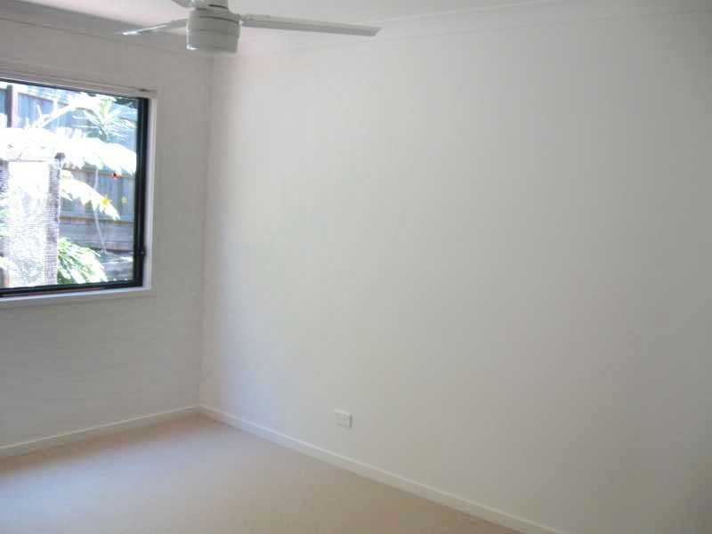 2/11 Sellin Place, Currumbin Waters QLD 4223