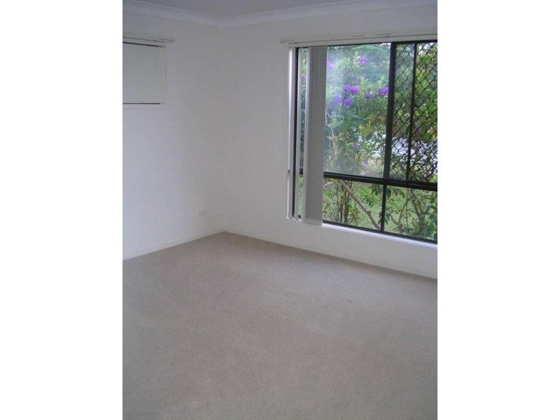 100 KP McGrath Drive, Elanora QLD 4221