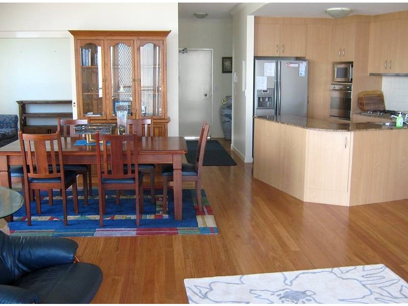 4/3 Twenty Seventh Avenue, Palm Beach QLD 4221