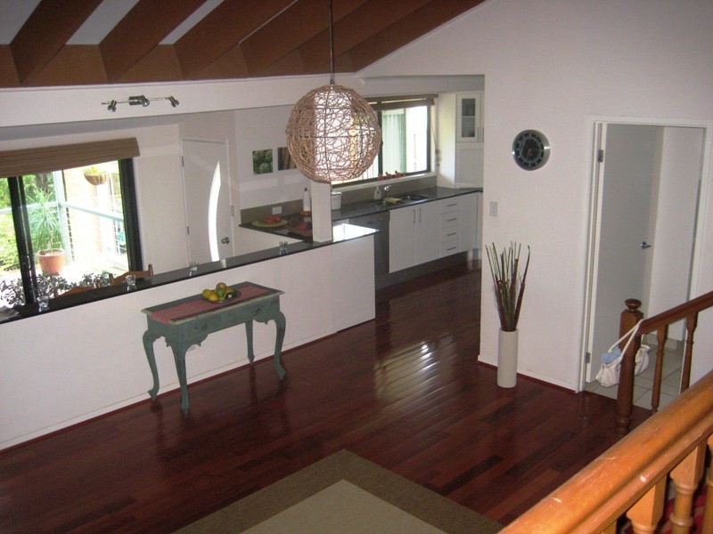 13 Ballidu Close, Elanora QLD 4221