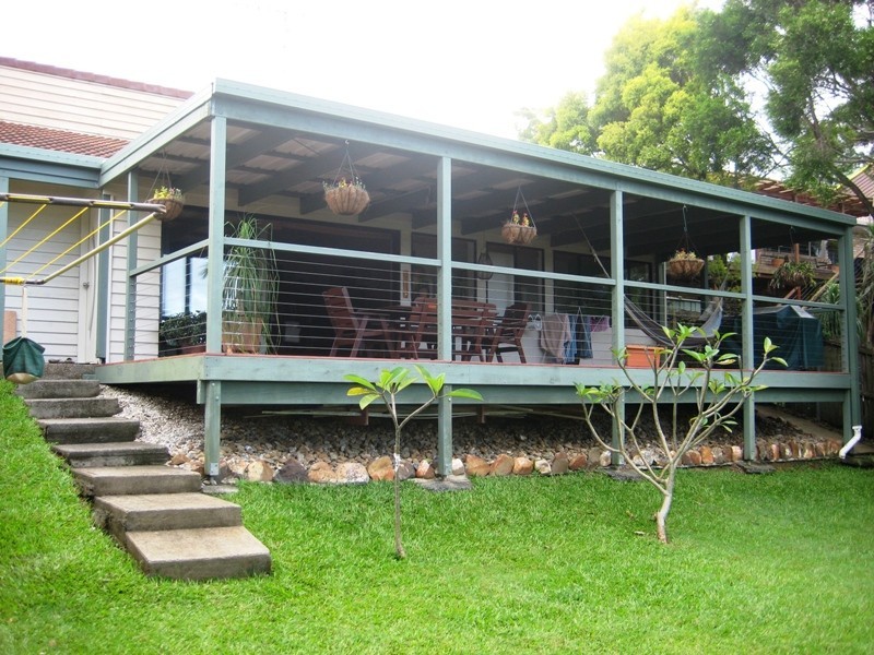13 Ballidu Close, Elanora QLD 4221