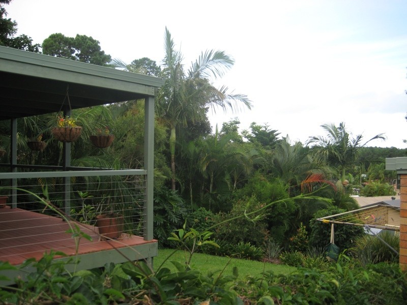13 Ballidu Close, Elanora QLD 4221