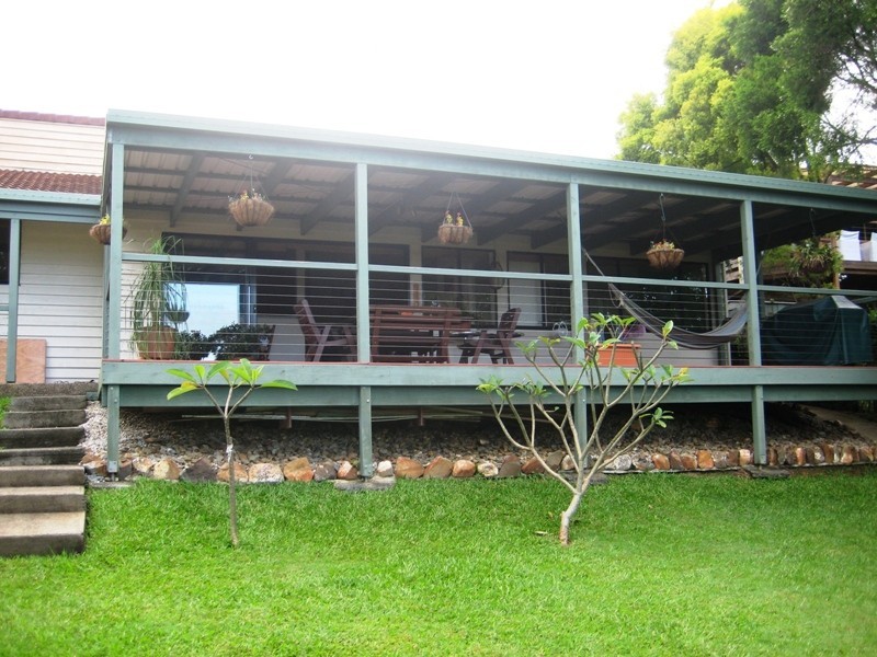 13 Ballidu Close, Elanora QLD 4221