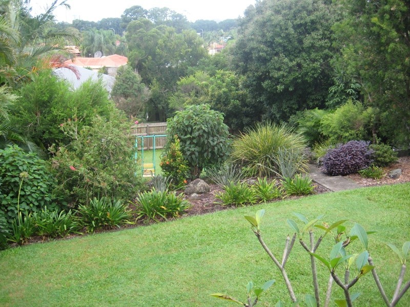 13 Ballidu Close, Elanora QLD 4221