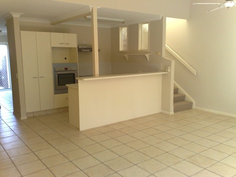 12/154 Currumbin Creek Road, Currumbin Waters QLD 4223