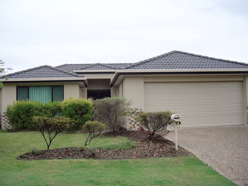 15 Hibertia Street, Elanora QLD 4221