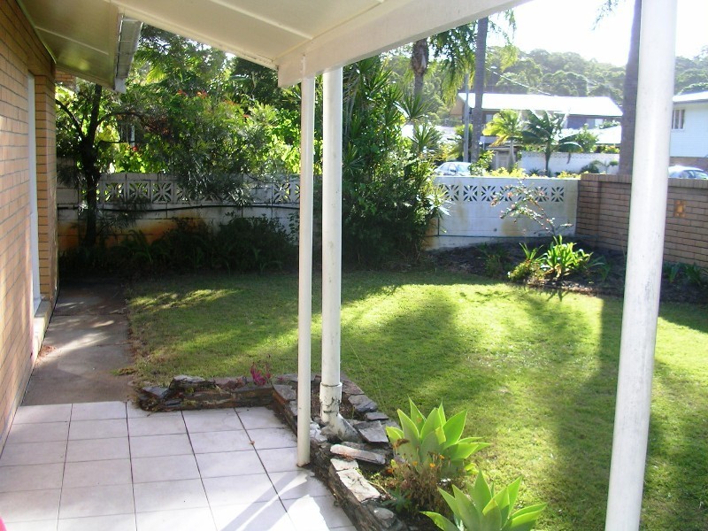 24 Elanora Street, Burleigh Heads QLD 4220