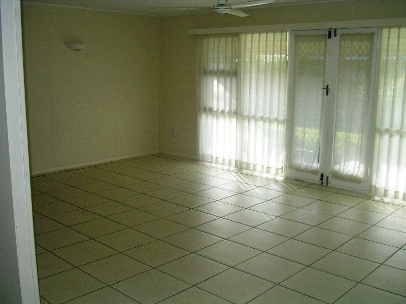 24 Elanora Street, Burleigh Heads QLD 4220