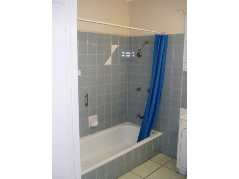 24 Elanora Street, Burleigh Heads QLD 4220