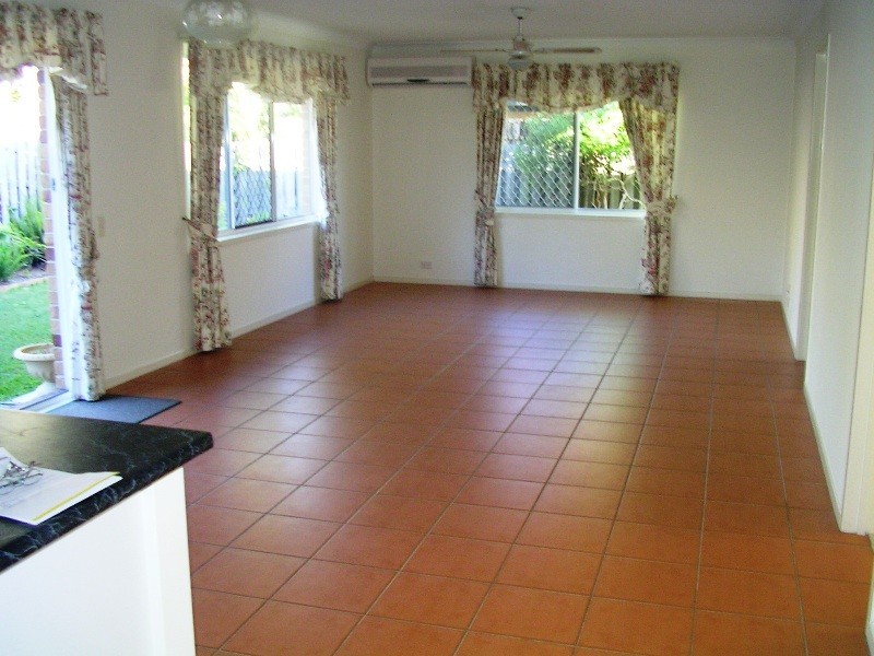 3 Waterdown Drive, Elanora QLD 4221