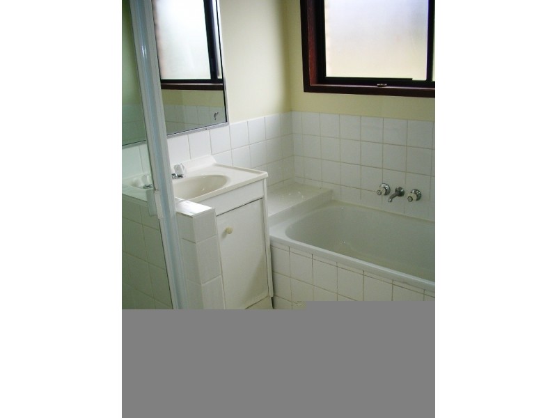 33/2 Galleon Way, Currumbin Waters QLD 4223