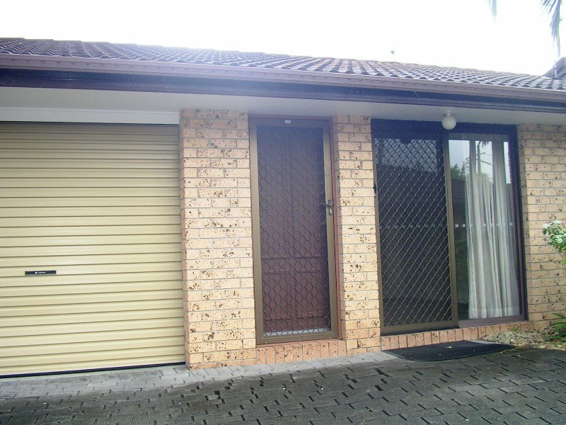 33/2 Galleon Way, Currumbin Waters QLD 4223