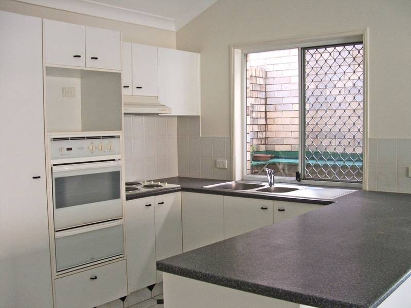2/15 Janal Place, Currumbin Waters QLD 4223