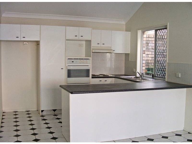 2/15 Janal Place, Currumbin Waters QLD 4223