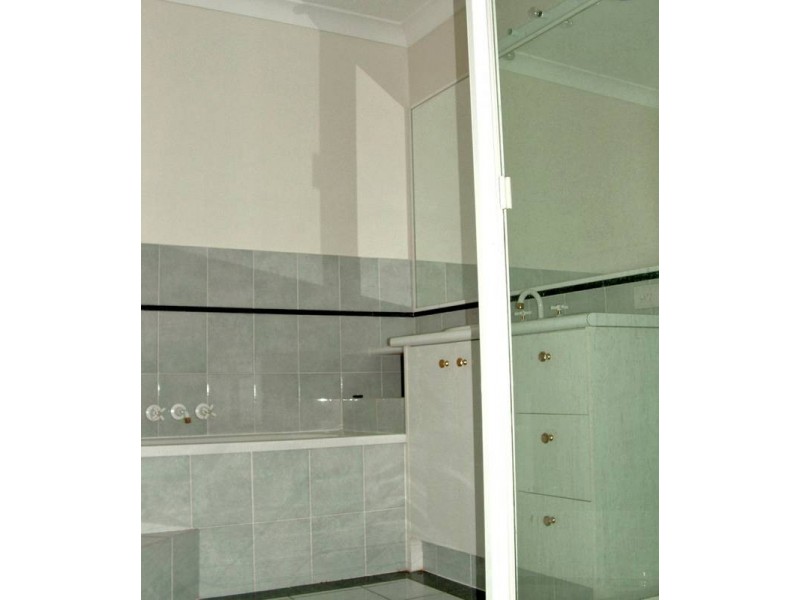 2/15 Janal Place, Currumbin Waters QLD 4223