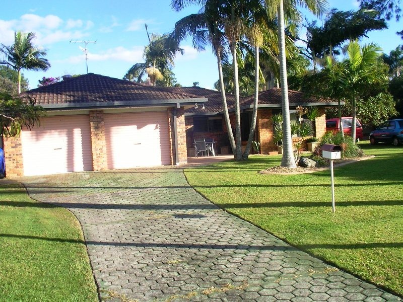 7 Ellioh Court, Elanora QLD 4221