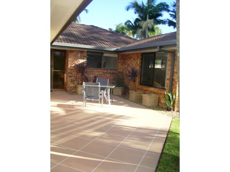 7 Ellioh Court, Elanora QLD 4221