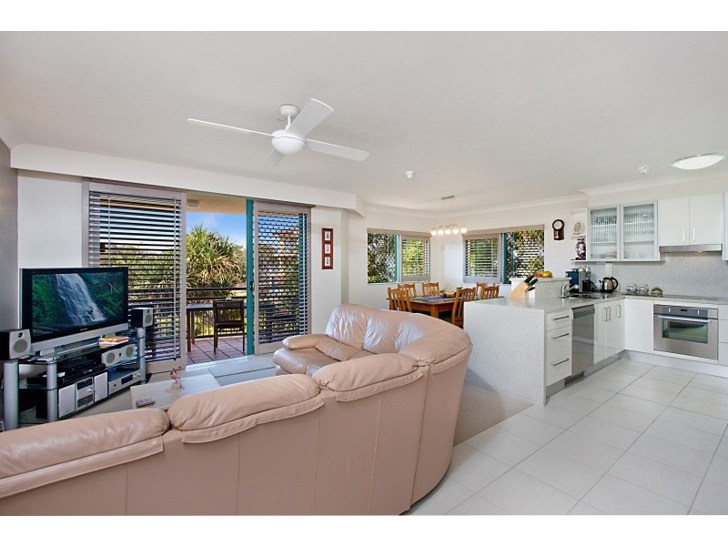 63/955 Gold Coast Highway, Palm Beach QLD 4221