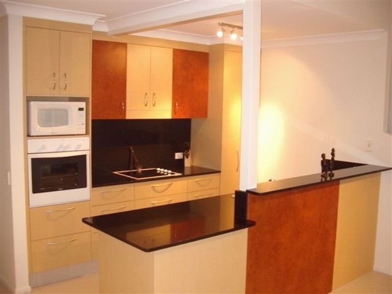 10/154 Currumbin Creek Road, Currumbin Waters QLD 4223