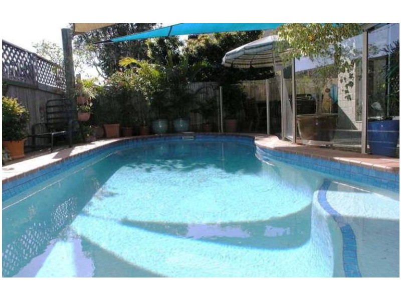 2/436 Cypress Terrace North, Palm Beach QLD 4221